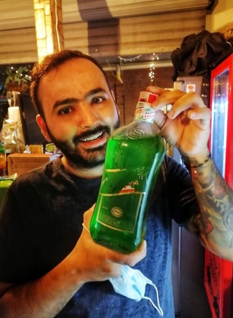 ¡Escándalo en Copacabana! Concejal golpea y amenaza a su ex