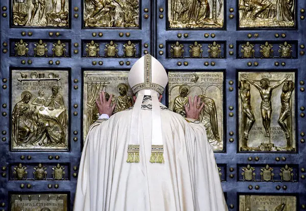 ¿Por qué le llaman papa al máximo líder de la iglesia Católica? Aquí la respuesta