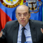 Álvaro Leyva insta a Petro a renunciar por presunta adicción y conducta errática