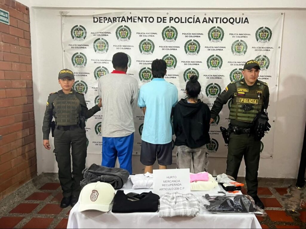 ¡Pillados! Los capturaron en flagrancia por hurto mediante transferencias falsas