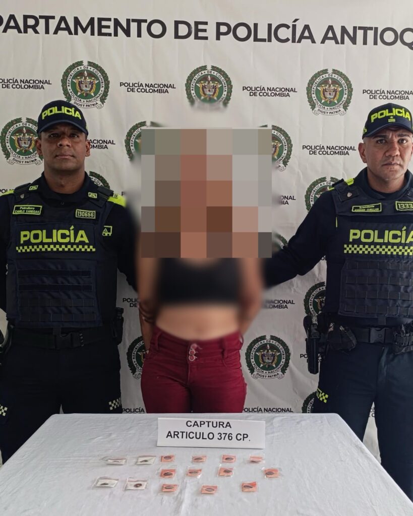 Capturaron a una mujer con varias bolsas de cocaína; será judicializada