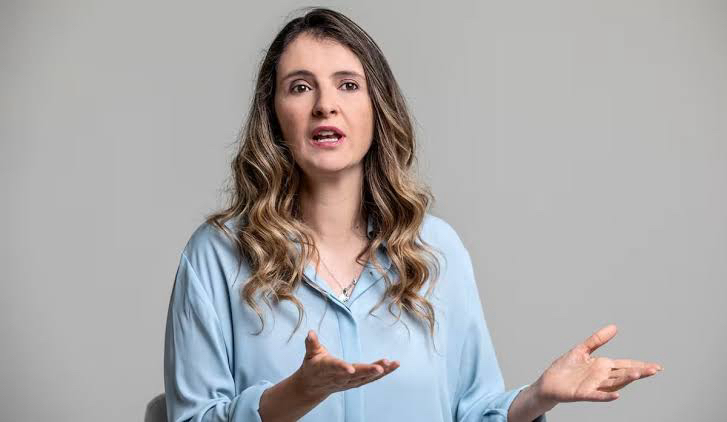 Paloma Valencia cuestiona balance del Gobierno y advierte crisis fiscal, económica y social en Colombia