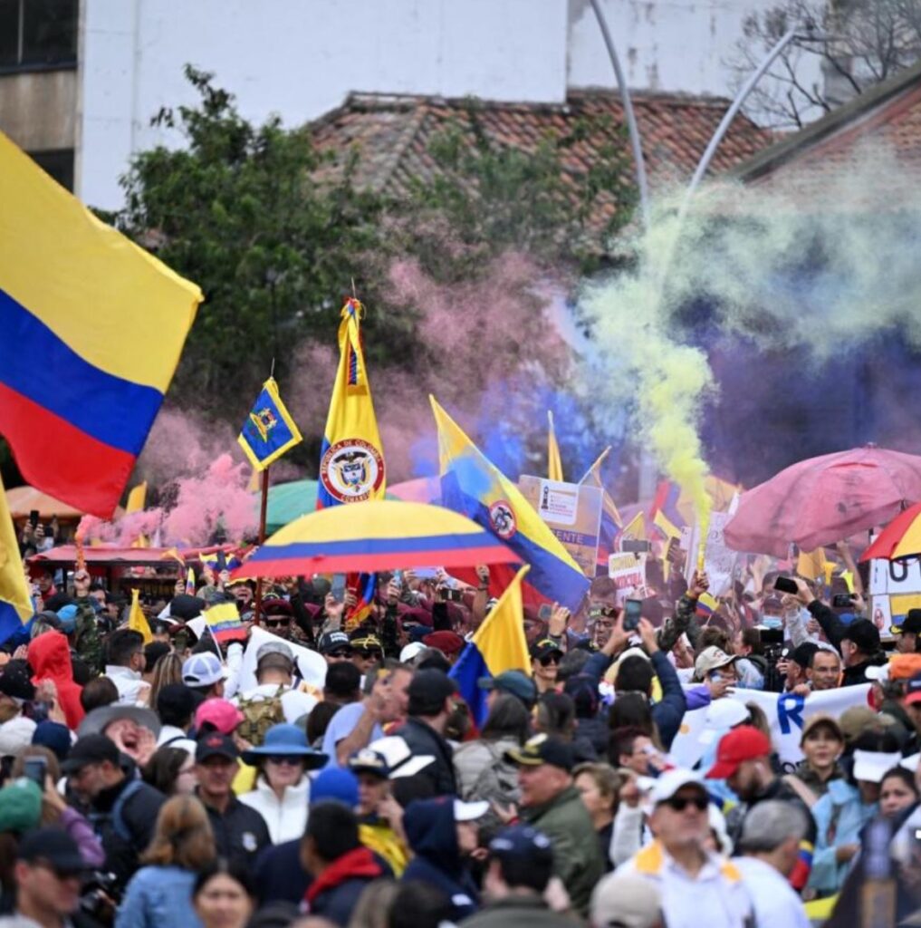 Petro convocó a movilizaciones en el país por “la defensa del territorio”